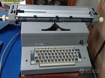 macchina da scrivere elettrica