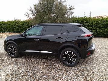 15 BLUE HDI 130 CV ALLURE PAK FINANZIABILE