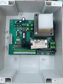 Beninca centrale per cancelli a battente