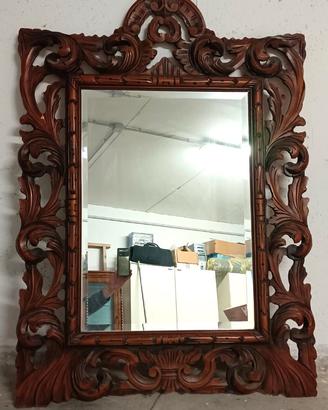 Specchio in legno intagliato stile barocco