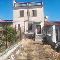 Trasacco ( aq ) villino centrale