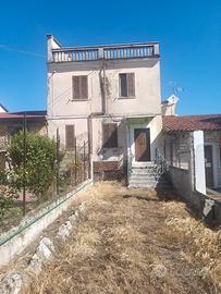 Trasacco ( aq ) villino centrale