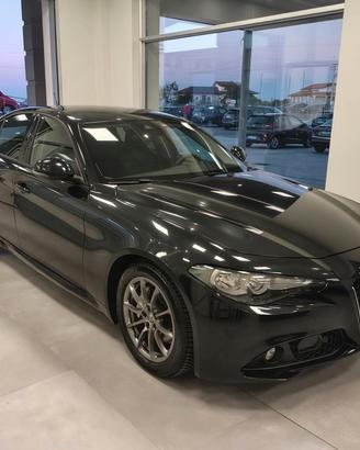 Alfa Romeo Giulia 2.2 Turbodiesel 180 CV Super