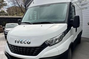 Iveco Daily 35S Diesel furgone del 2021