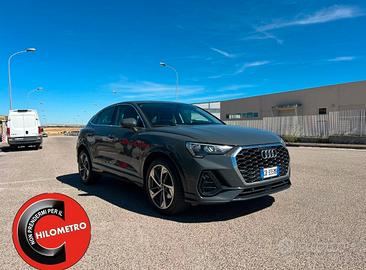 Audi Q3 35 TDI quattro S tronic Identity Black
