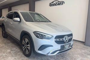 Mercedes GLA 200d Advanced IVA ESPOSTA 11/2023