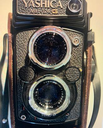 YASHICA MAT 124 G