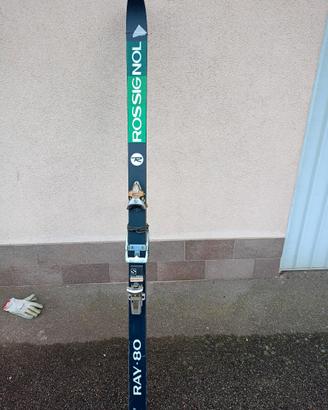 Sci Rossignol RAY80 con attacchi Salomon 555 e.