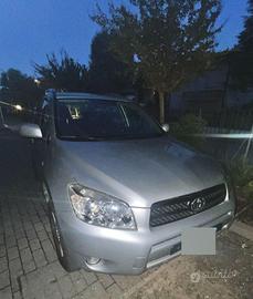 Toyota RAV4 2.0 Benzina Automatico 4WD - 208.000 k