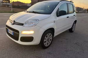 Fiat Panda 0.9 TwinAir Turbo Natural Power Lounge