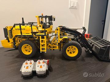 LEGO Technic 42030 Volvo L350F ruspa telecomandata