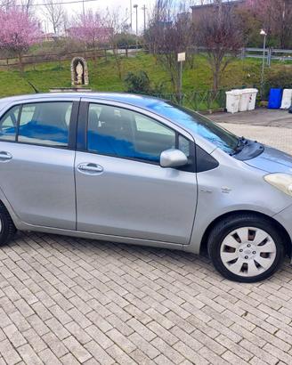 Toyota Yaris 1.4 D-4D 5p Sol (2007)