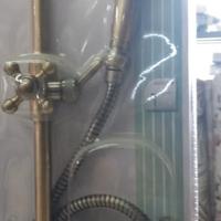 saliscendi  per doccia 