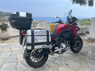 Benelli TRK 502 stradale