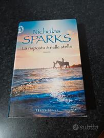 Libro "La risposta è nelle stelle" - Sparks