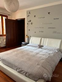 Letto matrimoniale contenitore ecopelle bianco