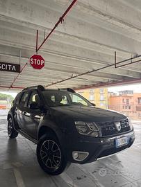 Dacia Duster Black Shadow 1.5 dCi – 2017 – Full