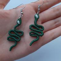 Orecchini serpente macramé