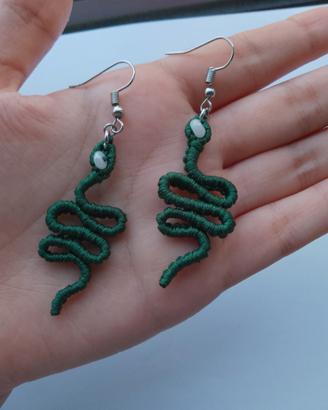 Orecchini serpente macramé