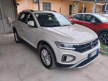 Volkswagen T-Roc 1.5 TSI ACT DSG R-Line