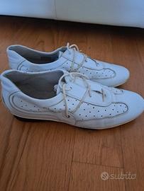 Sneakers  in pelle da  donna  misura 41
