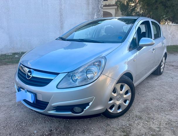 Opel corsa 1.4 gpl 5 pt DATATA MA BELLA