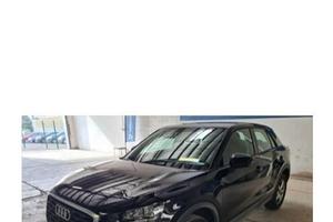 Audi Q2 30 TFSI S tronic Business Design