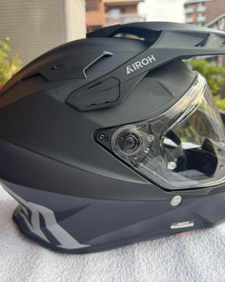 Casco da moto Adveture Airoh Commander 2