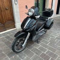 Piaggio Beverly 500