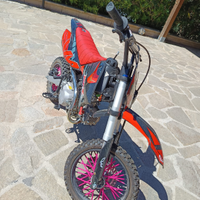 Pit bike 125cc 4 tempi