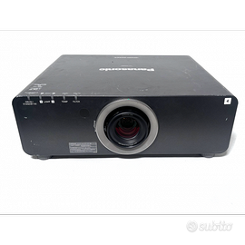 Proiettore Panasonic 6000 lumen + ottica corta