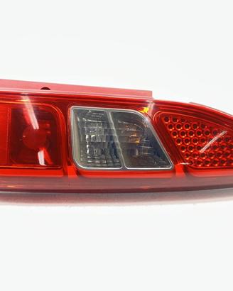 STOP FANALE POSTERIORE DESTRO PEUGEOT Partner Tepe