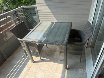 tavolo + 4 sedie da esterno