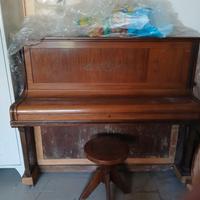 Piano forte verticale