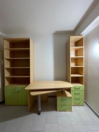 Cameretta verde e color legno