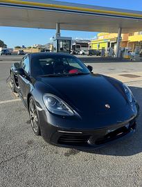 Porsche 718 Cayman III 2.0 300 CV (NO PERMUTE)