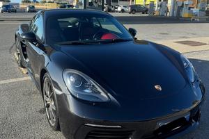 Porsche 718 Cayman III 2.0 300 CV (NO PERMUTE)
