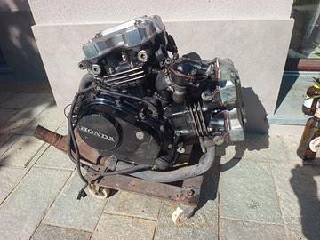 Motore Honda VF500F2 e motorino di avviamento