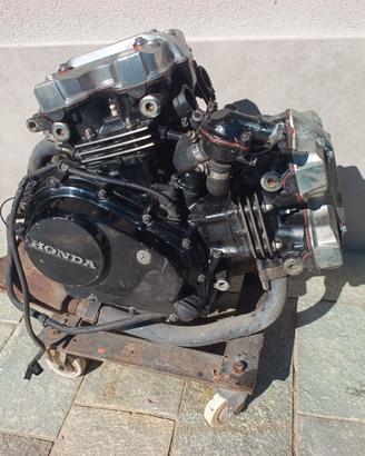 Motore Honda VF500F2 e motorino di avviamento