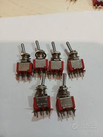 lotto di N° 6  interruttori C&K