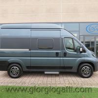 Hymer ayers rock van con tetto sollevabile