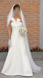 Splendido Abito da Sposa Sartoriale ANNA CERUTI