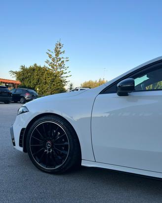 Mercedes benz classe A180d Sedan AMG Night edition