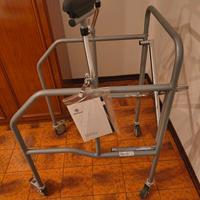 Deambulatore ascellare