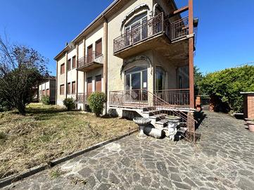 BIFAMILIARE A ISOLA DELLA SCALA