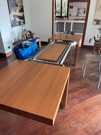 Tavolo allungabile in legno