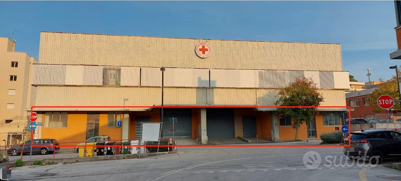 Manca tutto alle Palombare. tranne i clienti