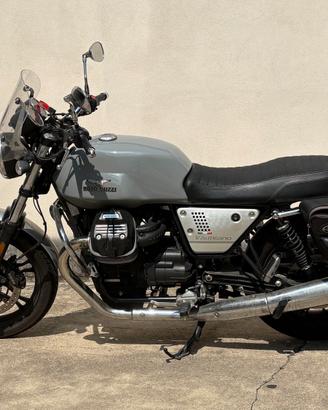 Guzzi V7 III Milano