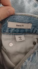 Calvin Klein Barrel Fit