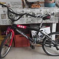 Bmx rossa 